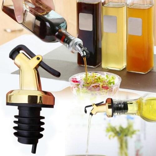 Olive Oil Sprayer Liquor Dispenser Wine Pourers Flip Top Stopper Kitchen Tools For Kitchen Bar Accessories