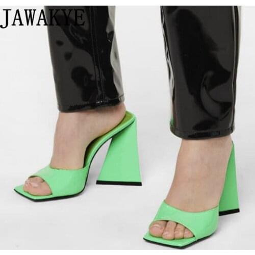 Hot Sale Square Open toe Chunky heel Slippers Women Mules Satin Patent Leather Sandals Summer Sexy T show Party Shoes mujer