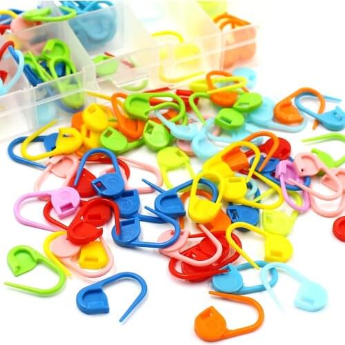 120 pcs Knitting Stitch Markers Crochet Locking Stitch Markers Needle Clip with Compartment Box 10 colors