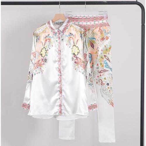 Autumn 2021 Fashion Womens Floral print White Shirts High quality Retro print long sleeves Blouses C888