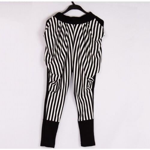 2016 New Female Dance Pants Harem Pants Casual Loose Stripes Hip Hop Pants Jazz Sweatpants Women Pleated Trousers