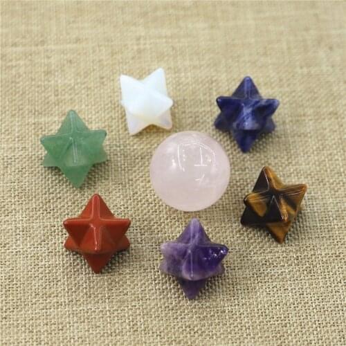 New Natural 7 Piece White Pink Quartzs Merkaba Star Stone Healing Chakra Crystal Plantonic Solids Geometry Set Home Decoration