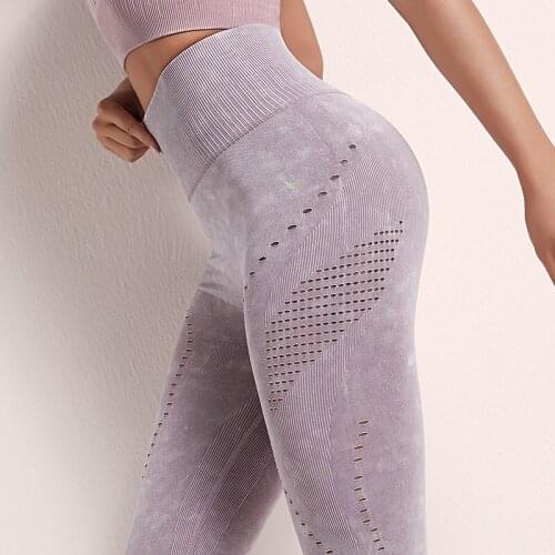 Womens seamless hip-lifting yoga pants, sports running fitness leggings, high-waist nude skinny peach hip pants