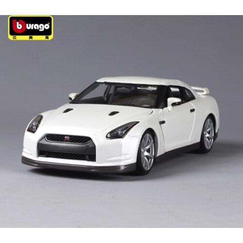Bburago 1:18 Scale Diecast Alloy 2009 Nissan GT-R Car Model Simulation Toys Adult Boys Collection Gifts Ornaments Display
