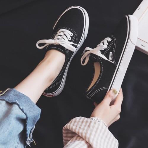 Shining Stone Skateboarding Shoes