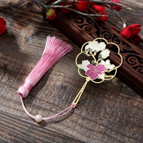 1pc Creativity White Magnolia Bookmark Cute Brass Art Pattern Exquisite Book Mark Page Folder Office School Supplies Stationery