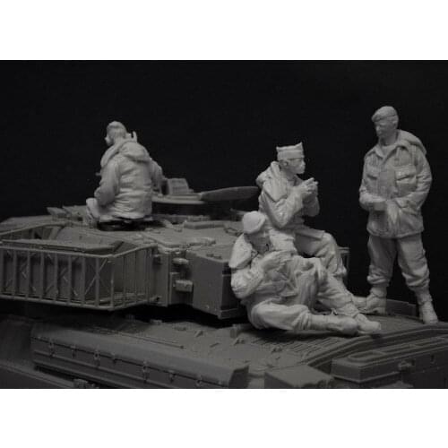 New Unassembled 1/35 ancient crew include 4 (NO TANK ) Resin Figure Unpainted Model Kit