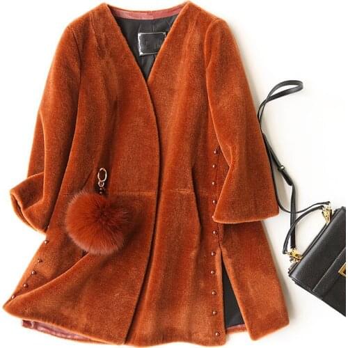 2020 Fashion Genuine Sheep Shearing Coat Female Winter Jackets For Women Fox Ball Real Fur Coats bontjas 17011