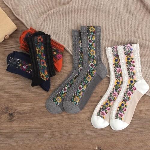 CA080 5Pairs/Pack vintage ethnic flower cotton socks autumn winter women socks colorful special comfortable casual Socks