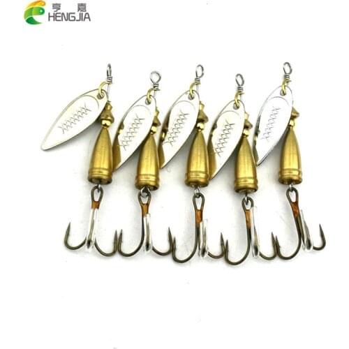 HENGJIA 10PC Metal fishing spoon feather hooks Sequin jig isca Artificial 2016 Bass spinner bait carp fishing lure fishing kit