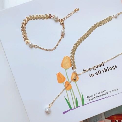 Trendy Bohemia Titanium Stainless Steel White Pearl Choker Bracelets for Women Girls Chic Leaflet Charm Bracelet