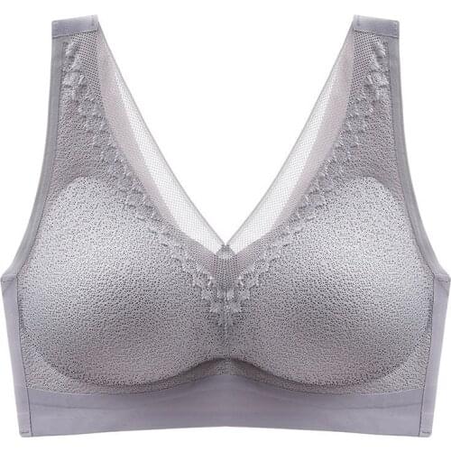 Womens Comfort Revolution Shaping Wirefree Bra Lace Seamless Lightly Lined V Neck Bralette for Fitness Non Slip Health9