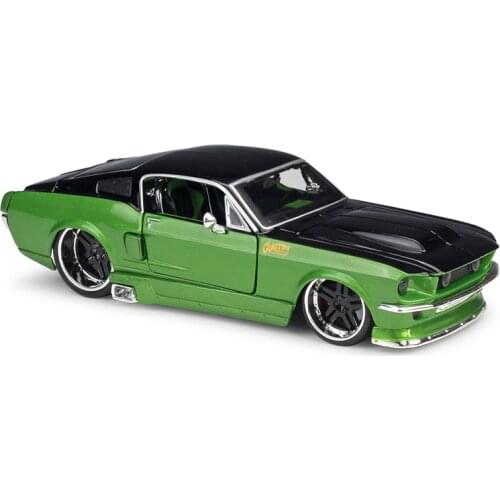 1:24 Modified Car 1967 Ford Mustang GT Assembled Simulation Alloy Car Model Crafts Decoration Collection Toy Tools