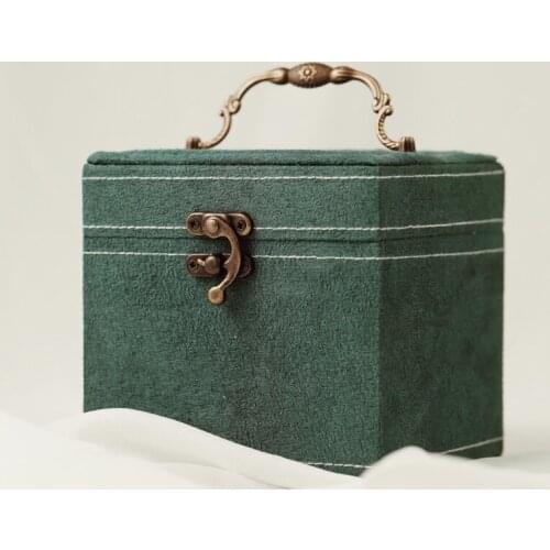 Jewelry Organizer Portable Necklace Earrings Rings Jewelry Box Elegant Vintage Jewelry Storage Box with Mirror