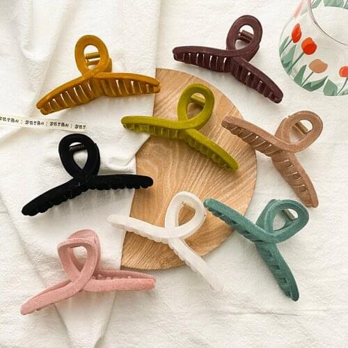 2020 New Winter Women Solid Frosted Velvet Cross Hair Claws Tough Hair Clips Sweet Headband Hairpins Fashion Hair Accessories