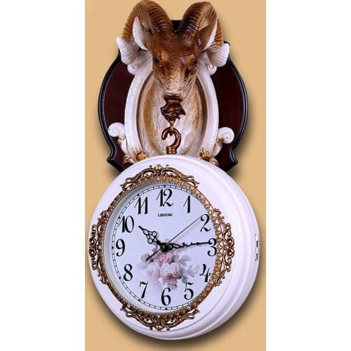European Retro Wall Clock Watch Living Room Wall Animal Creative Deer Head Hanging Large Silent Mounts Nordic Head Wall Decor