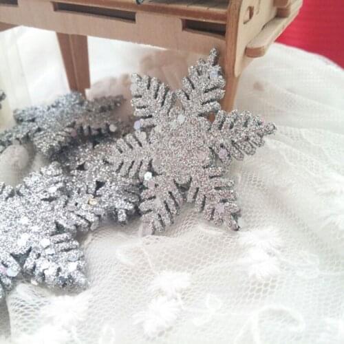 30pcs Plastic Glitter Christmas Tree Ornaments Party Hanging Pendants New Year Xmas Tree Pendant 5cm Sliver Christmas Snowflake