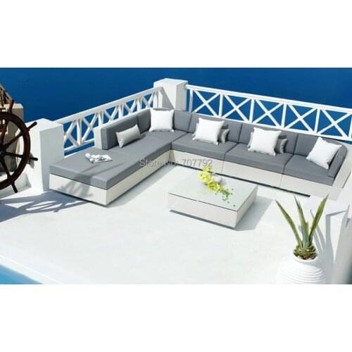 2017 New Arrival Patio Relaxing Furniture For Europe Rattan Sectional Silver Color Sofas