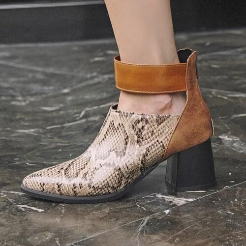 Large womens shoes 32-48 snake skin stitching short boots, barefoot belt buckle, European and American thick heel boots
