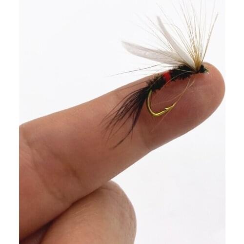 32Pcs/Set Insect Flies Fly Fishing Lures Bait High Carbon Steel Hook Dragonfly Topwater Bait Dry Flies Trout Crank Hook Fishing