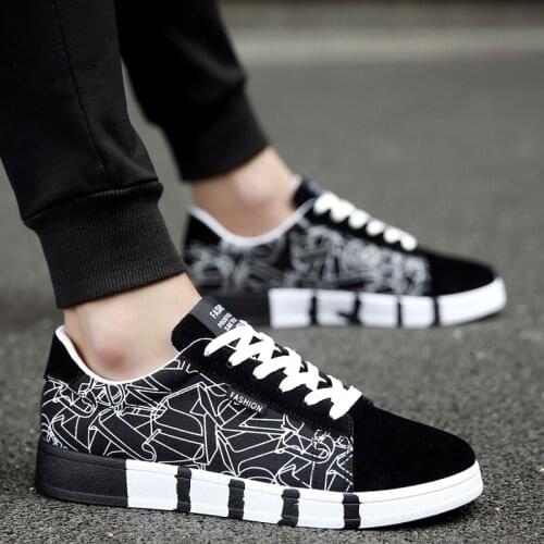 Autumn Men Casual Canvas Shoes Fashion Graffiti Sneakers Men Trainers Leisure Shoes Mens Flats Slip Shoes Basket Chaussures