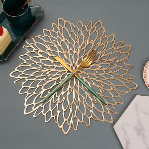 38CM Nordic Style Dining Table Mat Flower Hollow Coaster Non-Slip Potholder Bowl Mats Desktop Decorations