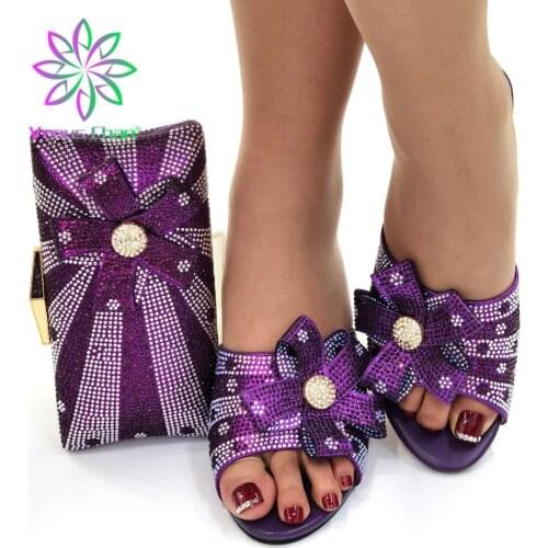 Flexible Newest Italian Design Hot Selling Noble Women Shoes and Bag Set Decorated With Rhinestone in Purple Color for Party