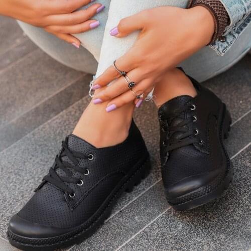 Tonar Mash Black Skin Lace-Up Sports Shoes New Season Convenient Seasonal Style Sneaker