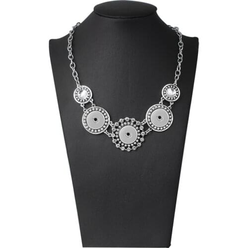 XINNVER Vintage Chokers
