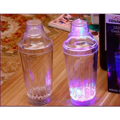 1PC 19oz Light up LED COCKTAIL SHAKER Bar Tools Barware Flashing Blinking Party SuppliesS OK 0429