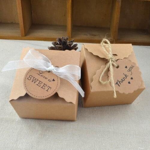 100Pcs/Lot Favor Box Party Favor Candy Box Vintage Kraft Paper With Tags And Rope for Wedding/Travel Themed Party Gift