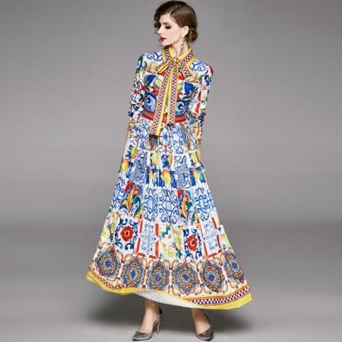 Runway Designer Pleated Maxi Dresses 2020 Women Blue and White Porcelain Print Bow Neck Vintage Floor Length Long Party Dress