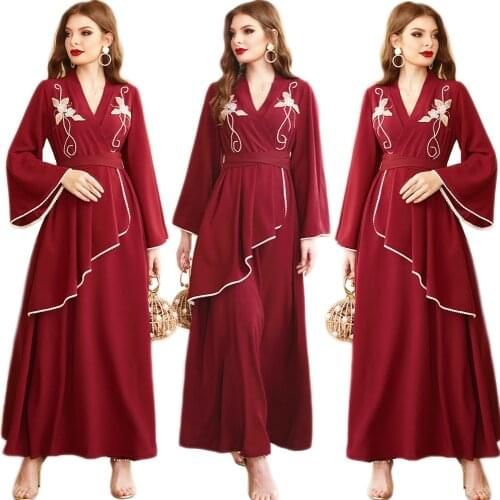 Dubai Vintage Ethnic Long Dress Women Muslim Abaya Beads Embroidery Luxury Arab Maxi Robe Gown Middle East Kaftan Ramadan Islam