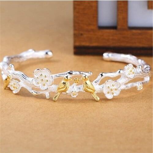 Miuoxion Retro Magpie Plum Blossoms Bracelet Personality Fashion Jewelry For Women Feature Namour Charm Gift All Seasons