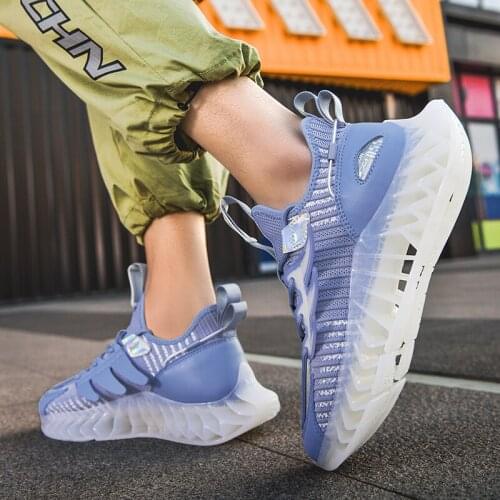 Summer New Men Blade Sneakers Breathable Mesh Running Shoes Antiskid Damping Outsole Sports Shoes Outdoor Training Jogging Shoes