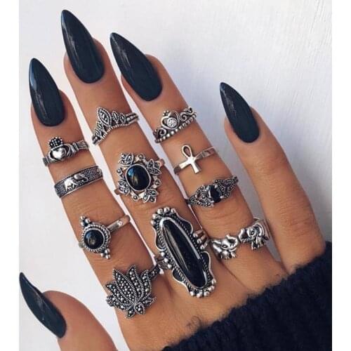 11 Pcs/set Bohemian Retro Black Gem Crystal Ring for Women Flower Crown Elephant Lotus Ring Set Women Jewelry Accessories