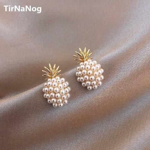 Shamir New Arrival Geometric Pearl Women Classic Stud Earrings Pineapple Pearl Earrings Female Fashion Earrings Female Jewelry