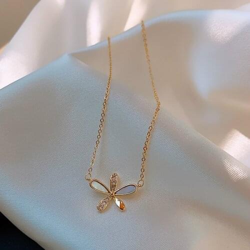 New Korean Trendy Sweet Crystal Five Leaf Flower Chokers Necklaces For Women Temperamen Metal Jewelry Oorbellen Gift