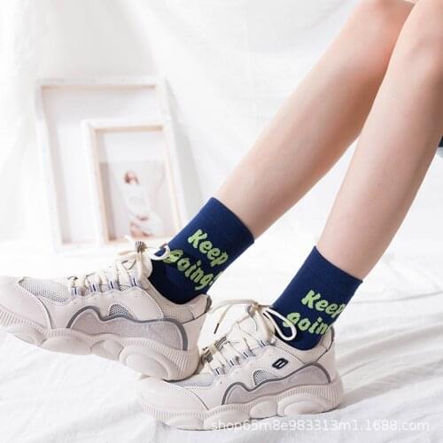 Fashion Letter Harajuku Socks Women Hiphop Street Sports Crew Black White Hipster Popular Mulher Skateboard Cotton Socks Socken