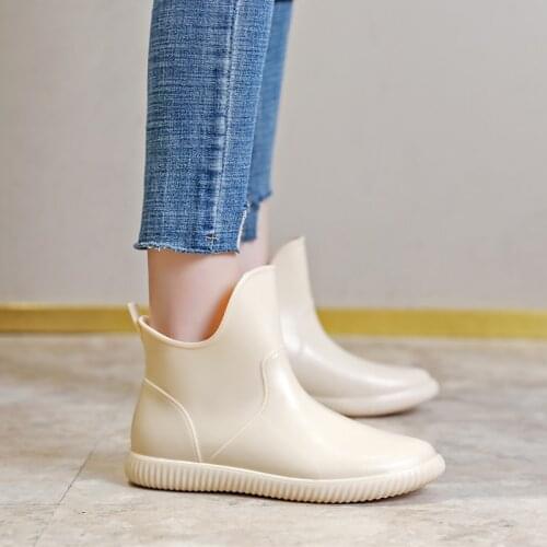 LEOSOXS Ankle Rain Boots Women Waterproof Water Shoes Ankle PVC Rainboots New Female Fashion Rubber Boots Slip-On Fishing Shoes