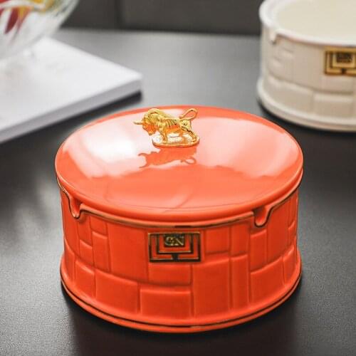 Luxury wind fly ash prevention ceramic decorative ashtray ornaments sample room coffee table creative layout furnishings