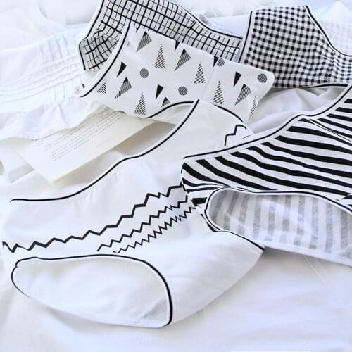 Black White Series Geometric Triangle Striped Plaid Womens Panties Cotton Simple Comfortable Mid-Waist Underwear Women