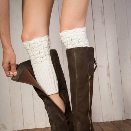 Women Short Knee Gloves Leg Warmer Knitted Flap Stockings Shell Shape Twist for Winter Boots