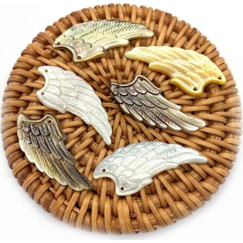 Natural Sea Shell Pendant Angel Wings Carved Perforated Fashion DIY Necklace Bracelet Hand Handmade Jewelry Craft Wholesale