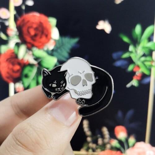 Ghost Black Cat Skull Skeleton Halloween Jewelry Witch Magic Wizard Enamel Brooches Badges Lapel pins