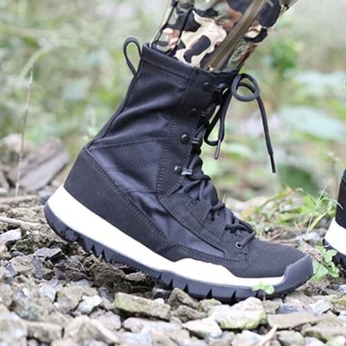 CQB.SWAT 2018 Army Boots Men Tactical Boots Military Boots spring lace-up with canvas Super Light Combat shoes