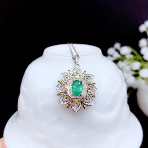 The Best GiftFor your girl Friend Emerald Necklace 925 sterling silver Fine jewelry Emerald Pendant