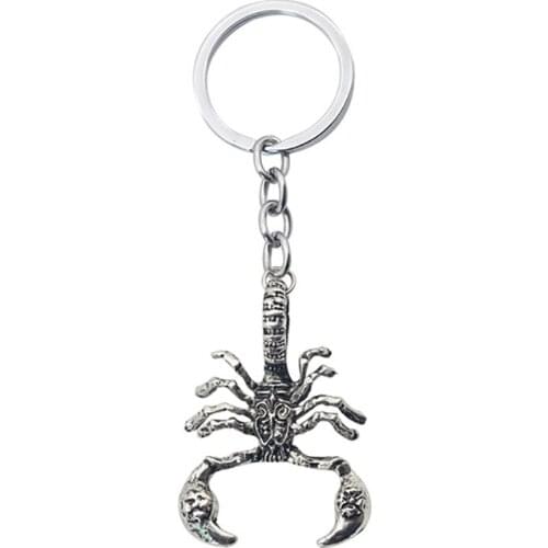 Fashion Retro Animal Dice Keychain Gothic Punk Metal Insect Personality Mens Keychain Ring Holder Keychain Men and Women Gifts