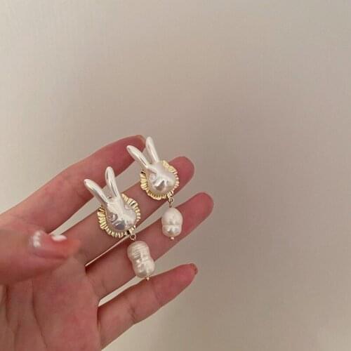 XIYANIKE Gold Color Cute Pearl Rabbit Dangle Earrings For Women Alloy Drop Earrings 2021 Trendy Fashion Party Jewelry aretes