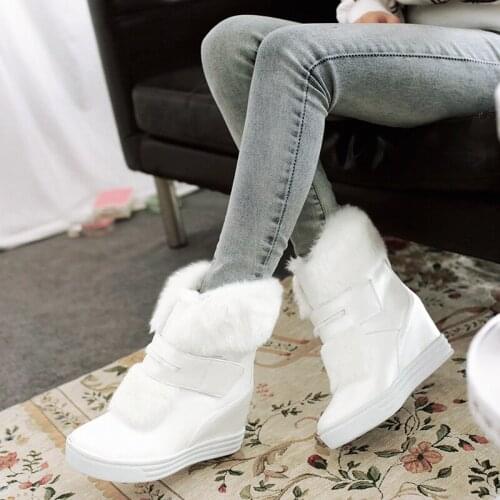 Winter Woman Ankle Boots Fur Platform Snow Boot Ladies Plush Sneakers Flat Casual Shoes Women Footwear Plus size 34-43